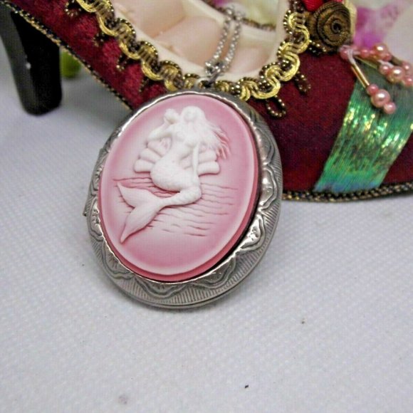 Pink Frosted Mermaid Locket Cameo Necklace Photo - Picture 2 of 7